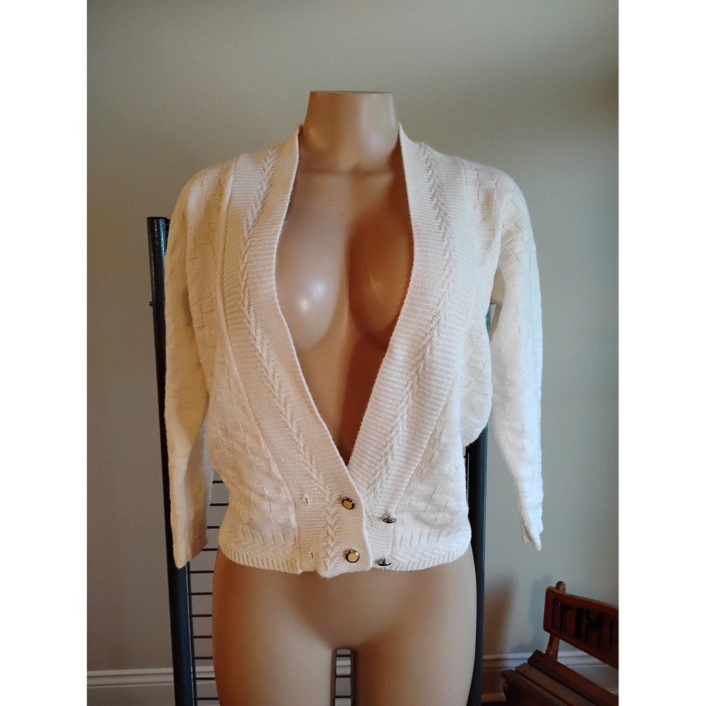 Basic Editions Girls White Knit Cardigan Heart Pattern Two Button Sweater 489